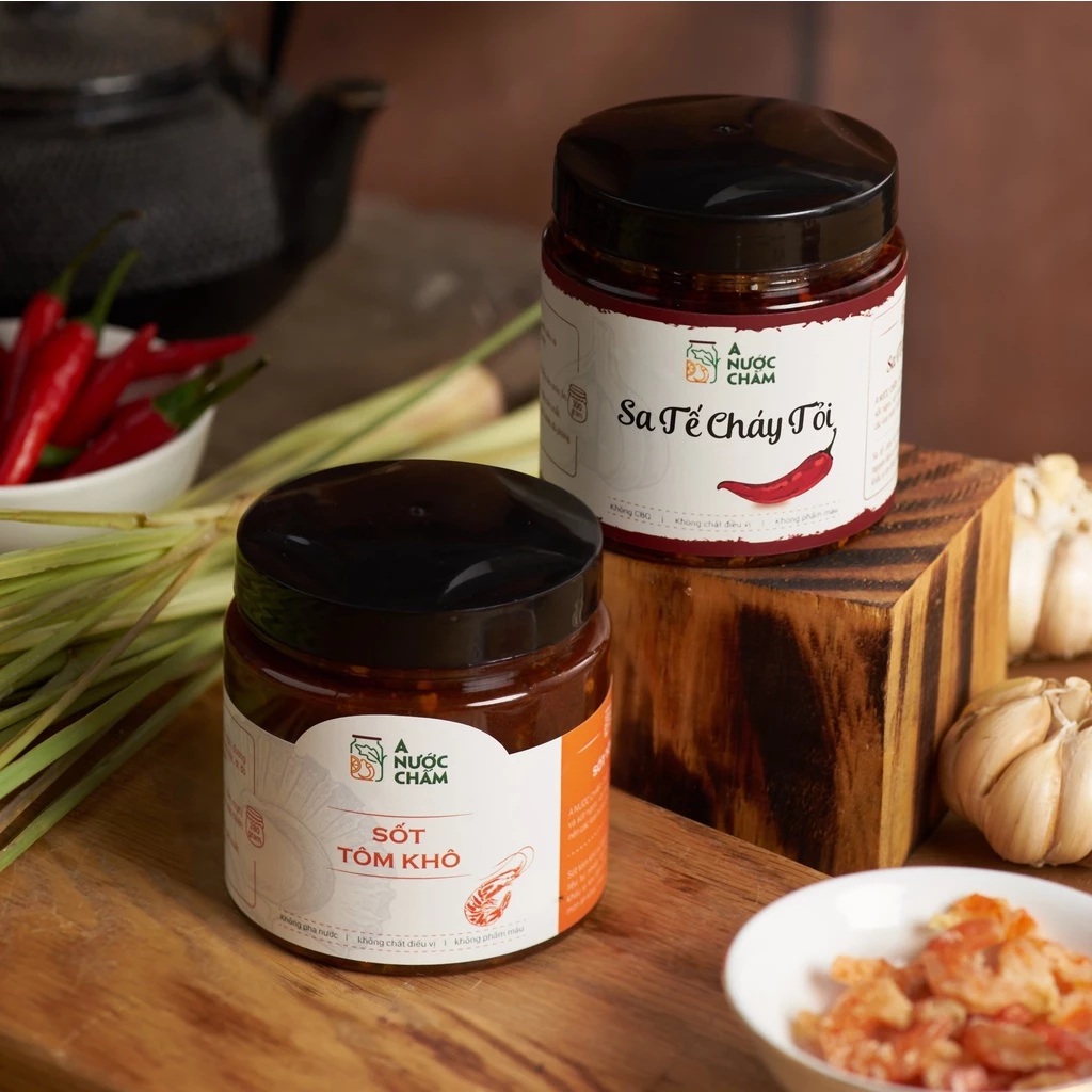 究極の混ぜ麺コンボ：カリカリガーリックチリオイル＆海老だれ