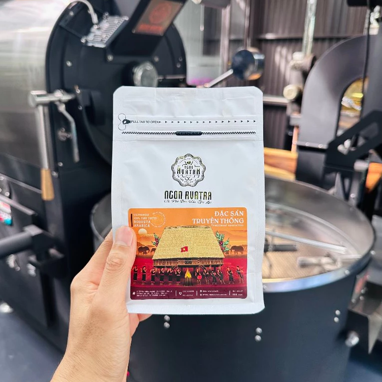 ベトナム産 100%純正 ロブスタ・ハニープロセス 無添加焙煎コーヒー豆 500g - 伝統的な濃厚な味わいと長い甘い余韻