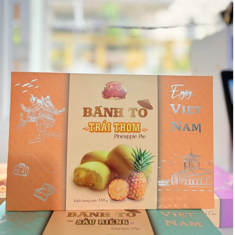 ベトナム特産 絶品パイナップルケーキ「バイン・トー」