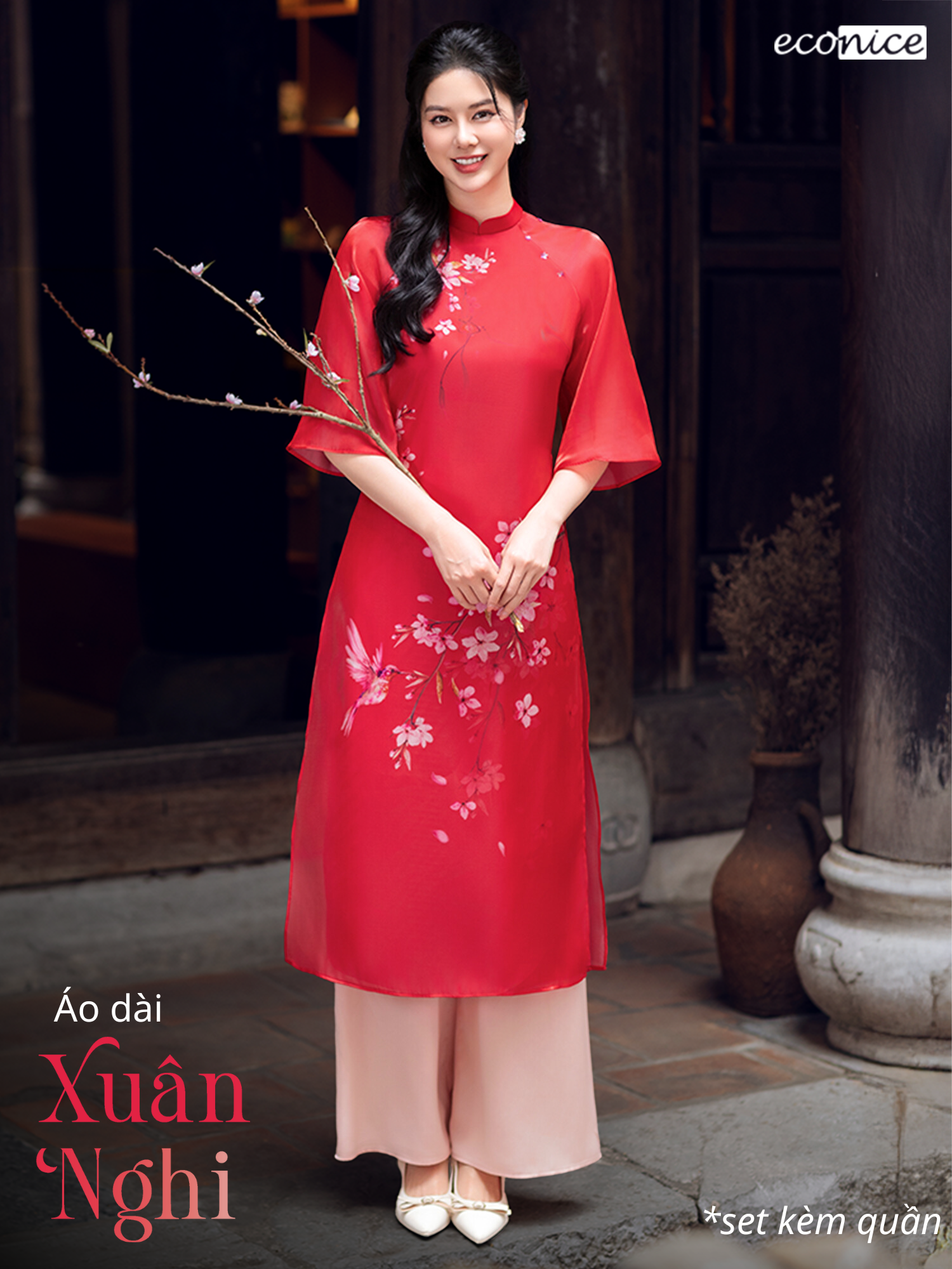 Xuan Nghi 女性用のモダンなアオザイ セット