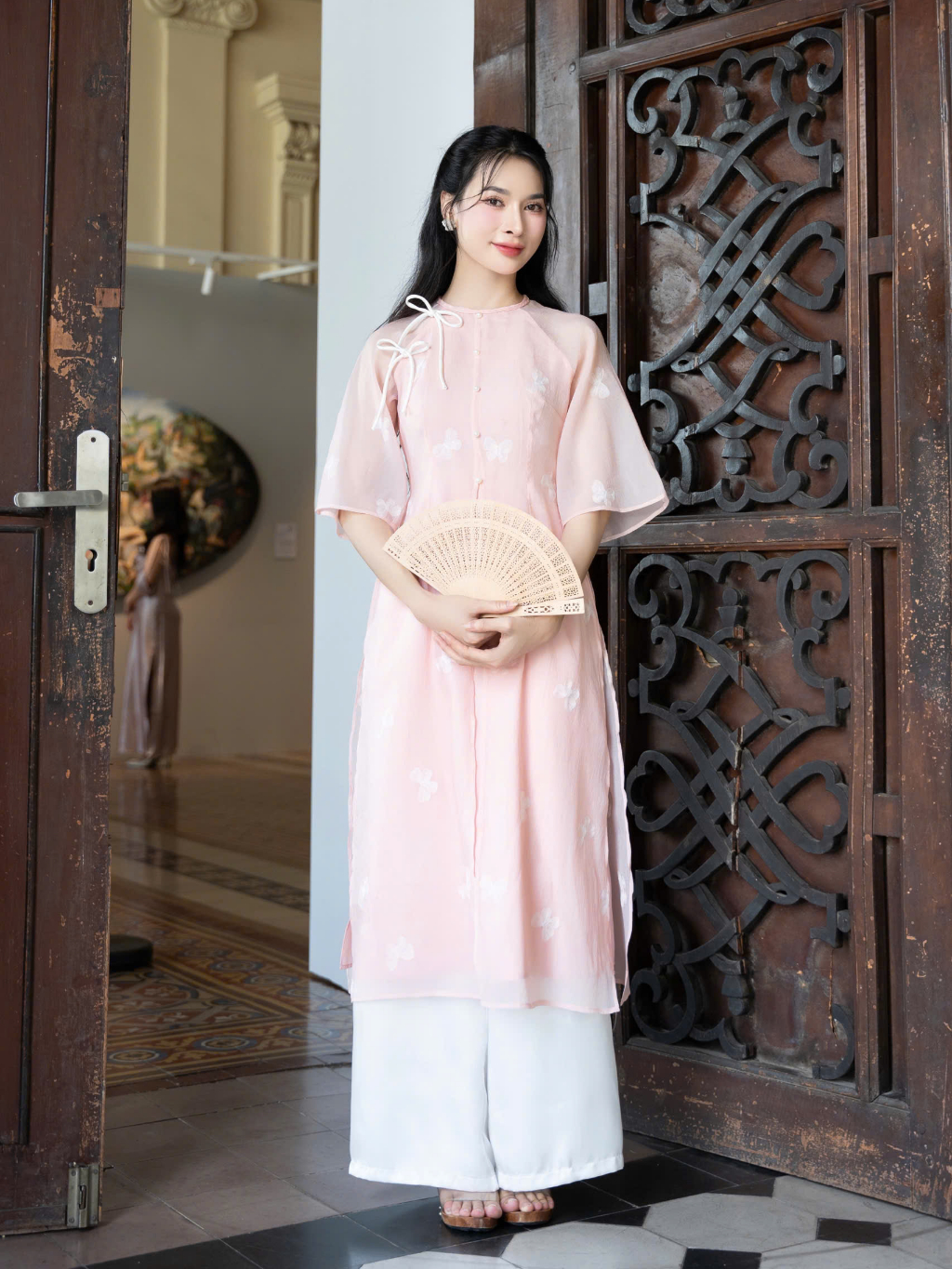 YM Concept アオザイ 刺繍シルクセットアップ 蝶結び付き スリット入り S-XXXL YM Concept