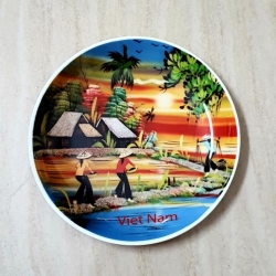ベトナム雑貨 田舎の景色を描いた皿 直径17cm