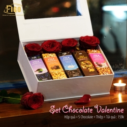 FIGOバレンタインチョコレートギフトセット（バラ、カード、リボン、袋付き）