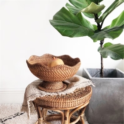 Bemiao Rattan Bamboo Tray、チャレンジフルーツを含むベースのあるトレイ、装飾ハウジングスペース - サイズm