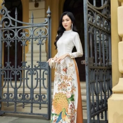 ベトナム衣装 アオザイ 2色の3Dプリントを施したシルクドレス 花柄